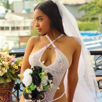Isis_Loraine