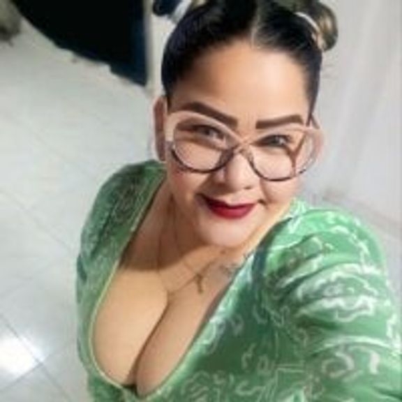 Dalessa_Bigtits