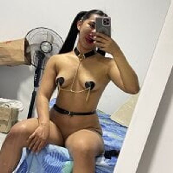 Nina_ebony