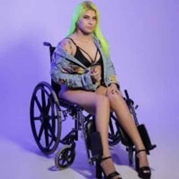 Ally_Chair