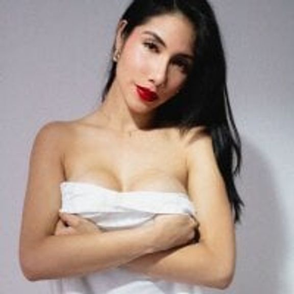 ArianaReynoldss