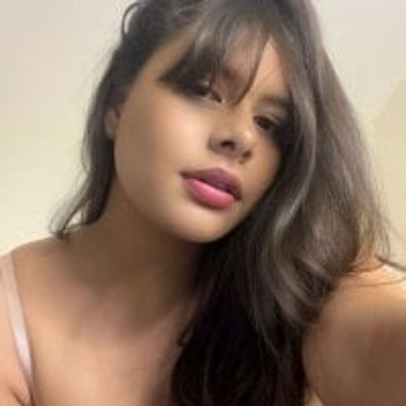 emily_adams01