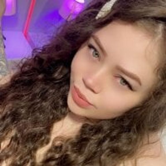 Charming_girl69