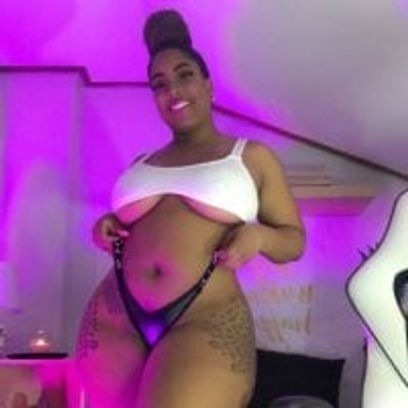 Queen_cairo