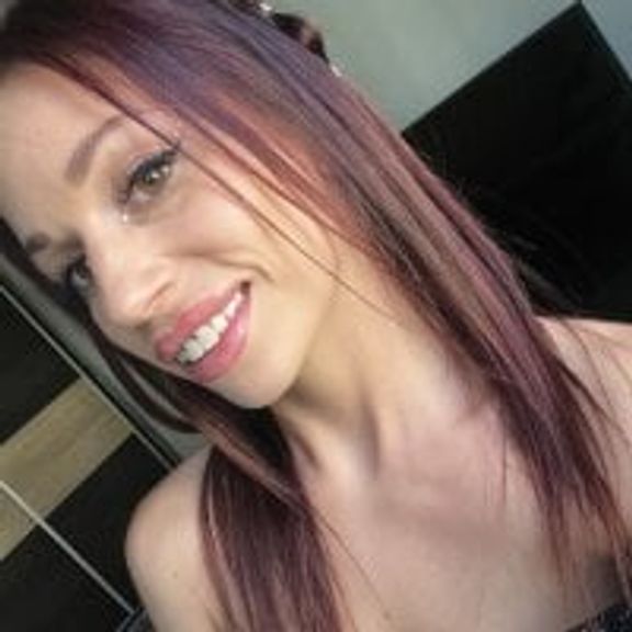 _Ella_Jones