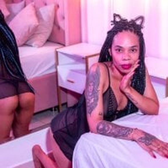 megan_xblack_