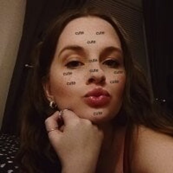 OliviaSexyMae