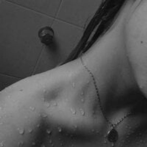 Eva_Teen24