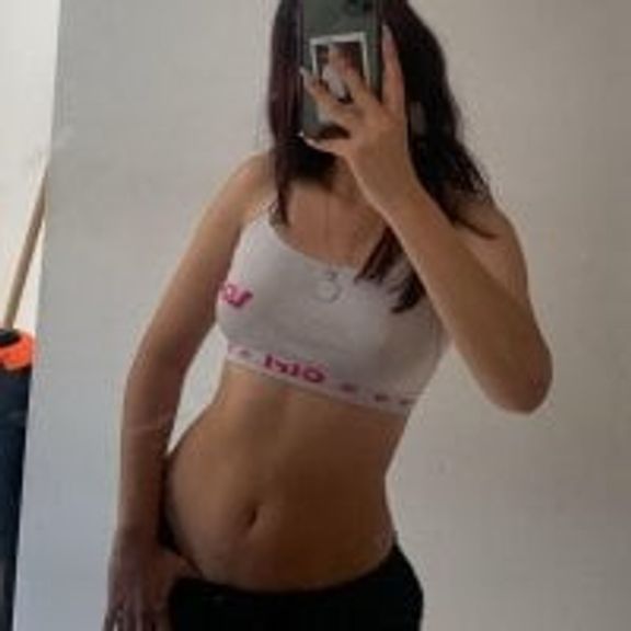 roxy_santos_