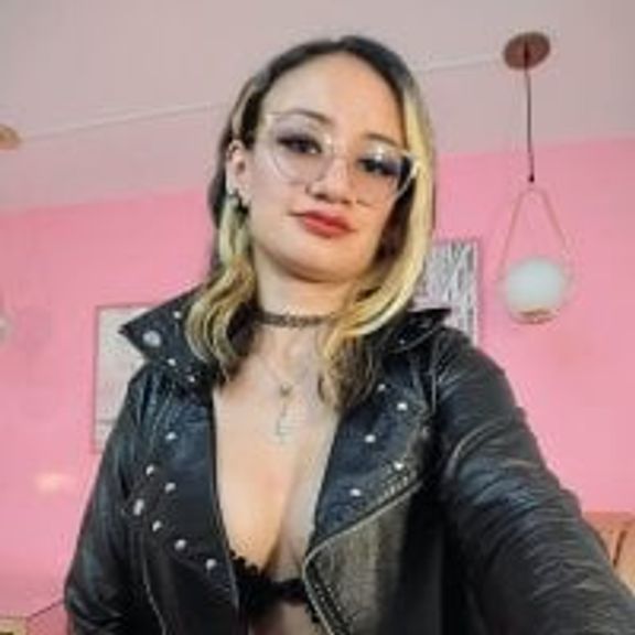 emily_rousse_t