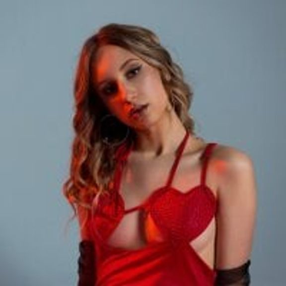 VictoriaHopson