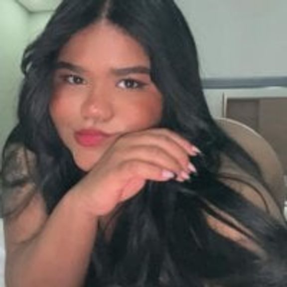 AVA_MALAIKA