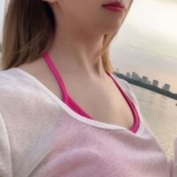 Eloise131499
