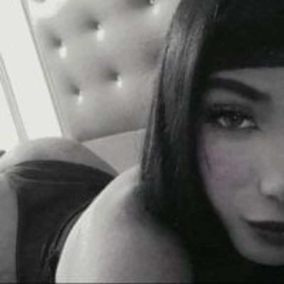 LADY-HOT-SEXY-