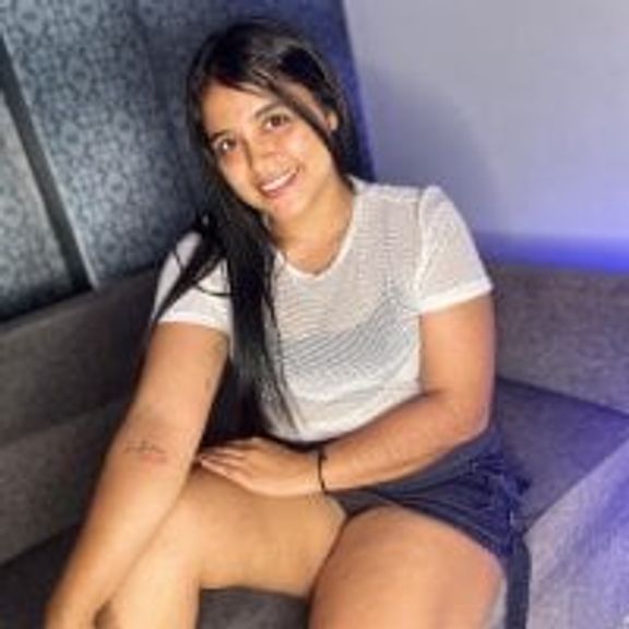 Lucia_Collins_