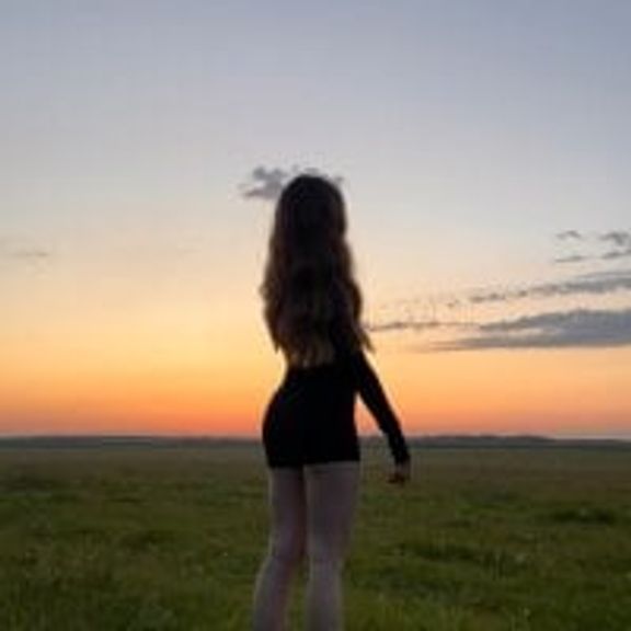 polly_kiss1