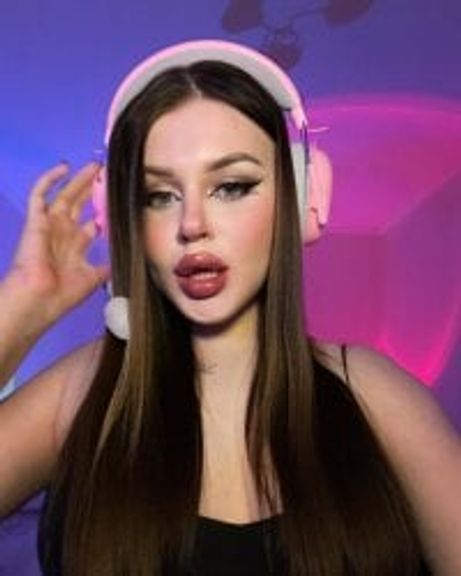 AnnieDennis