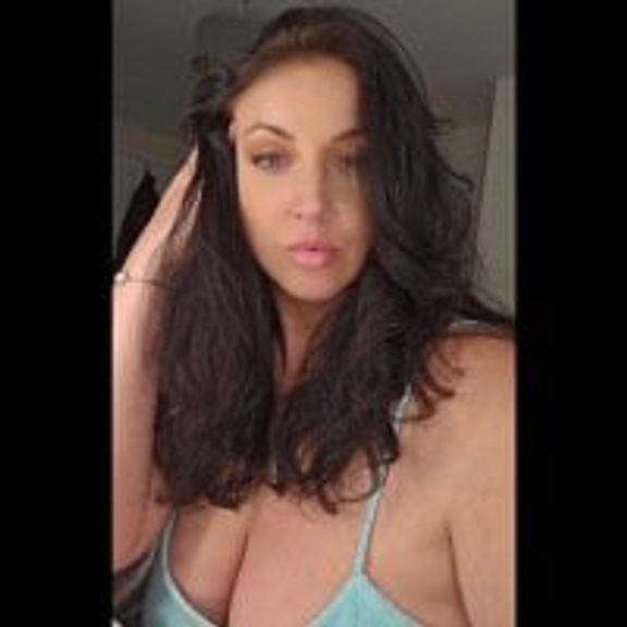 ThiccaliciousLoren