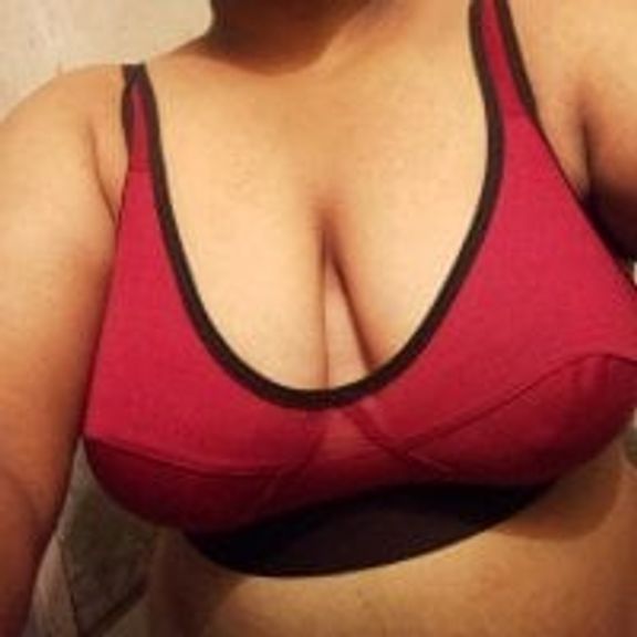 Sexy_Nargis