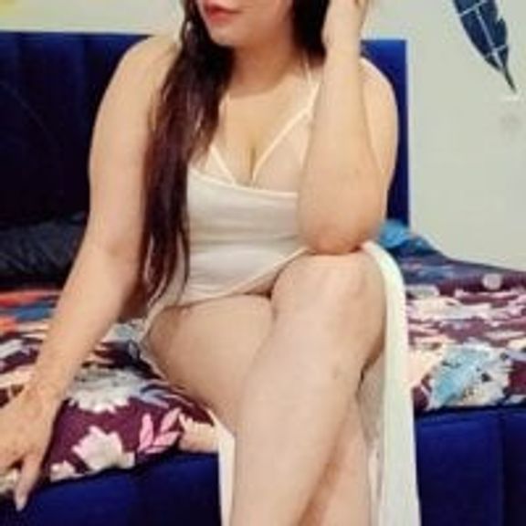 Queen_in_Gloss