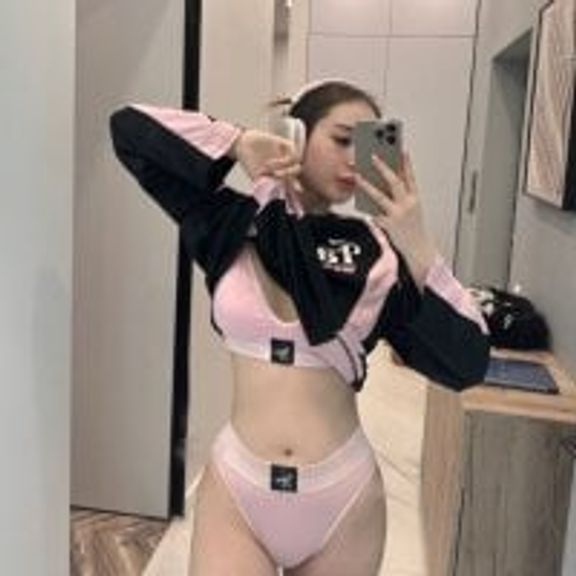 Foxy__lady