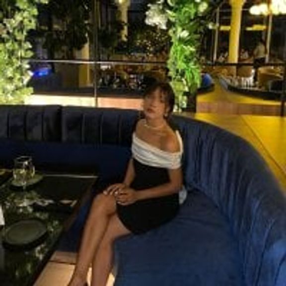 victoria_decapri