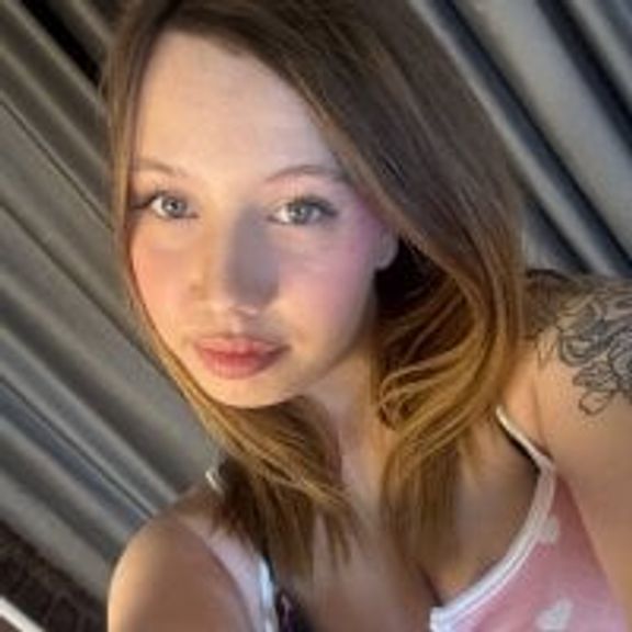 Mia_Kely