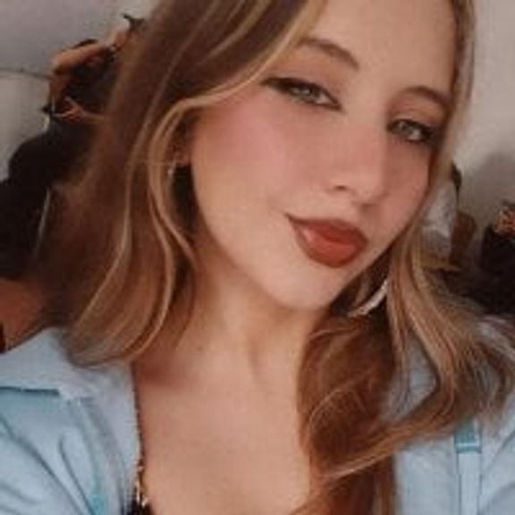 Emily_Evanss18