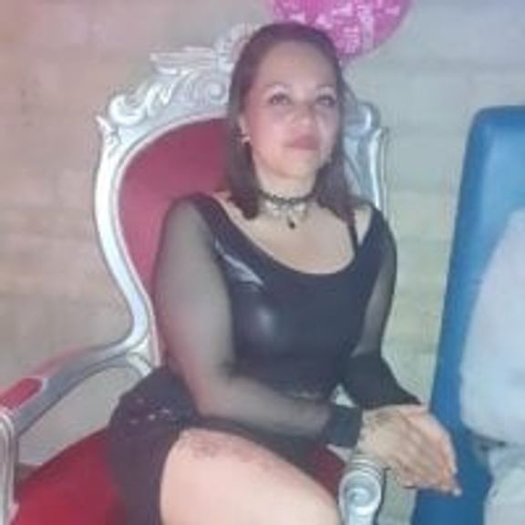 _Alicehills33