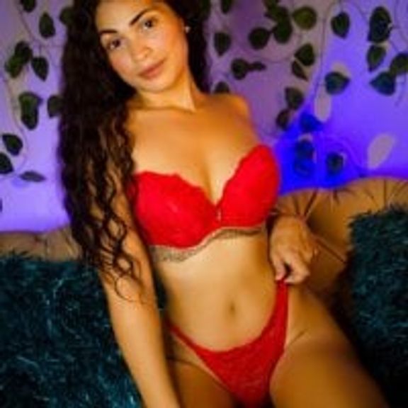 Nicole_nylee