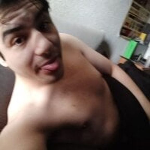 StretchedBoy