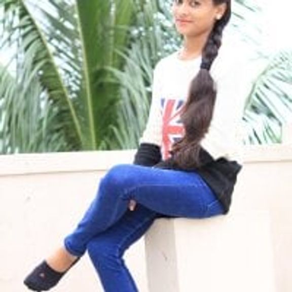 Nidhi_lovely