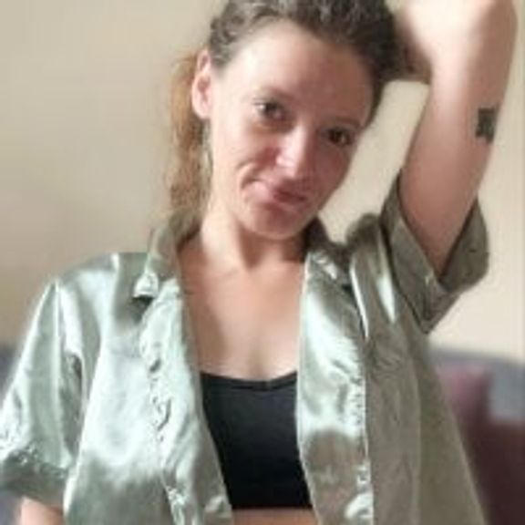 PixiePeachUK