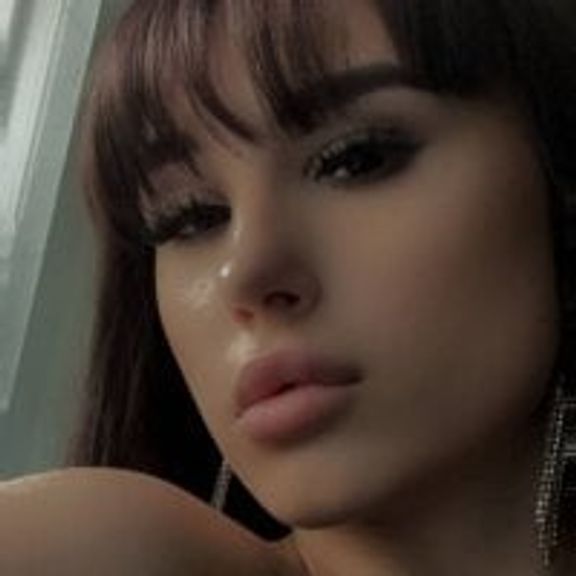 AneliaRich