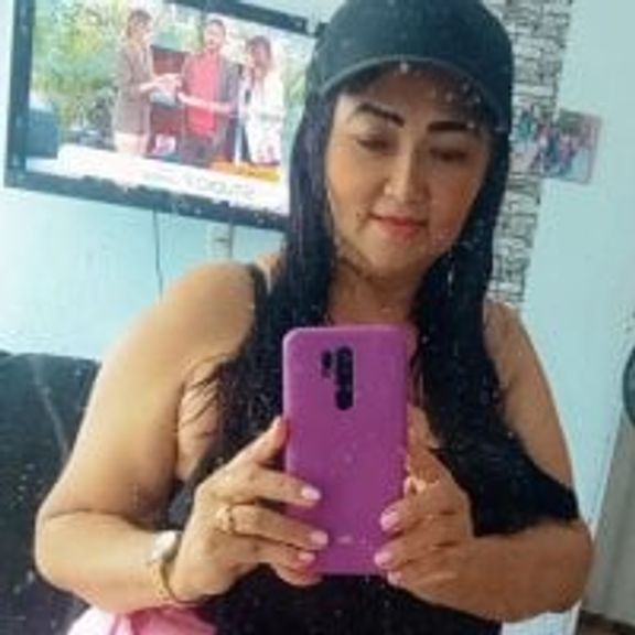 linda_luna29