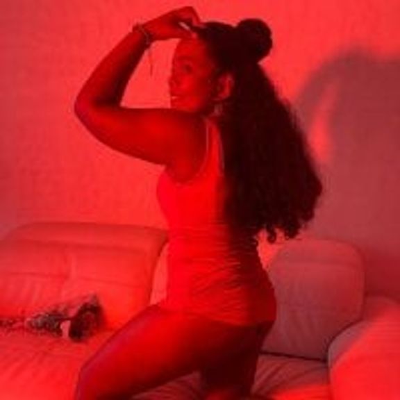 Alice_Lara_