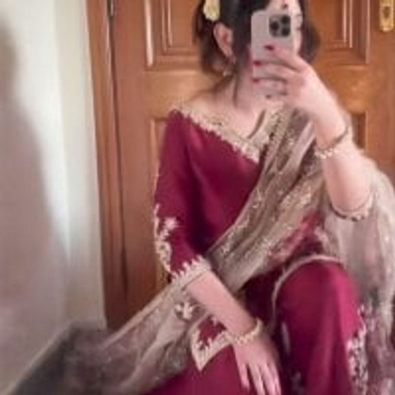 Mahira__21