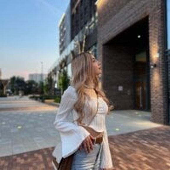 CarolinEull
