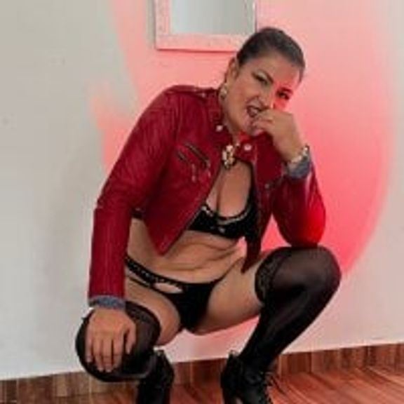 lucia_mature
