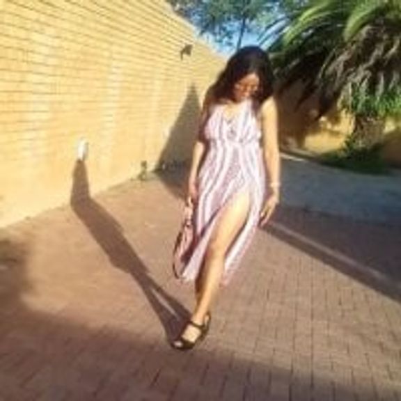TALLSEXYWHITIE