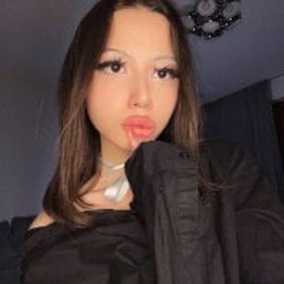 Naomi_054