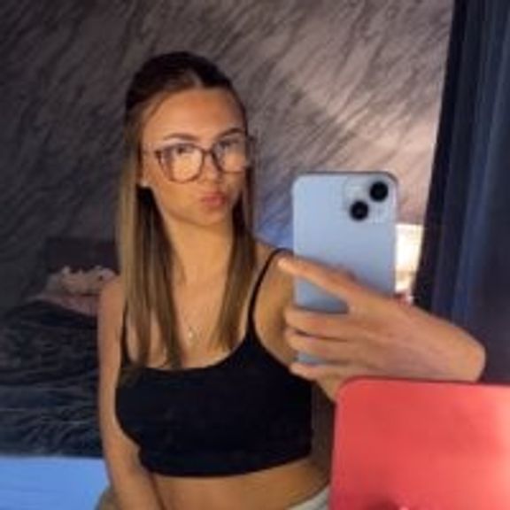 MollieLee