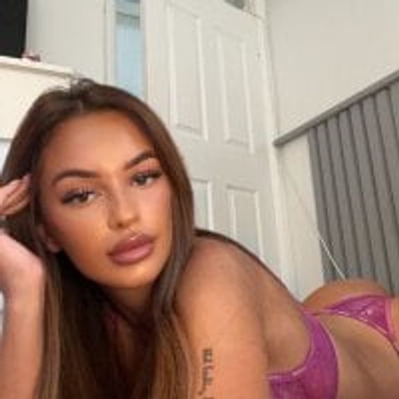 LaceyMayxox