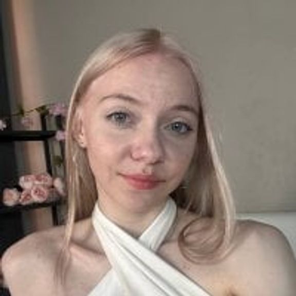 NyxBlonde