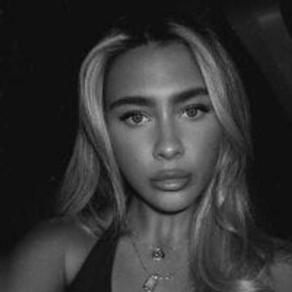 EllaBluee