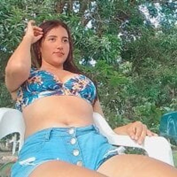 sofiahot536