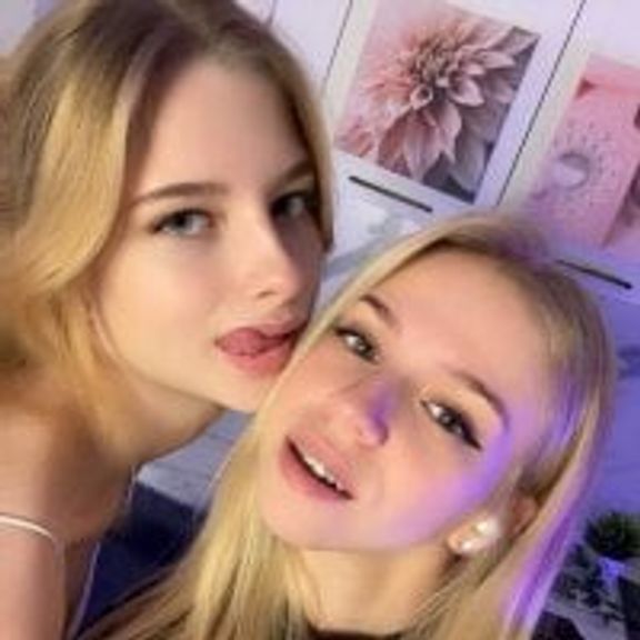 Two_sex_students