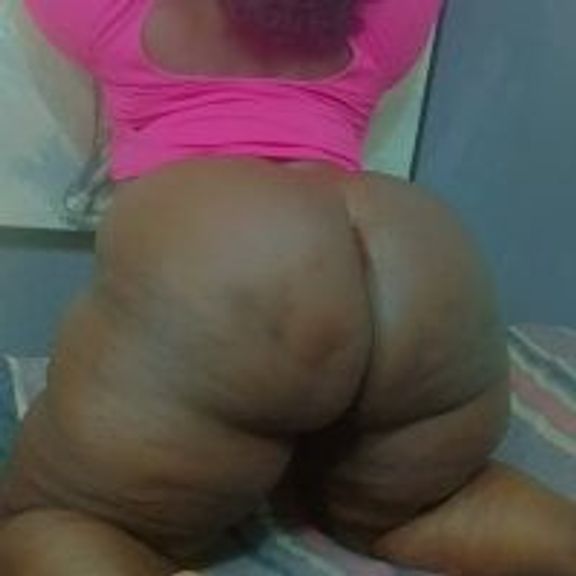 ASSQUEEN37Xx