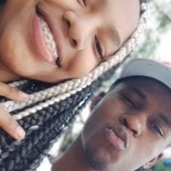 Kiaraa_y_Her_Crazy