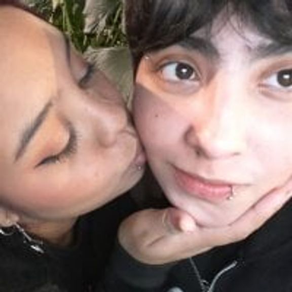alissia_and_mia25